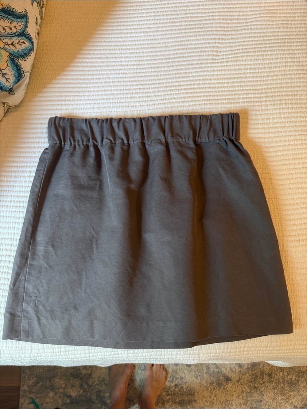 Banana Republic Charcoal Elastic-Waist Mini Skirt